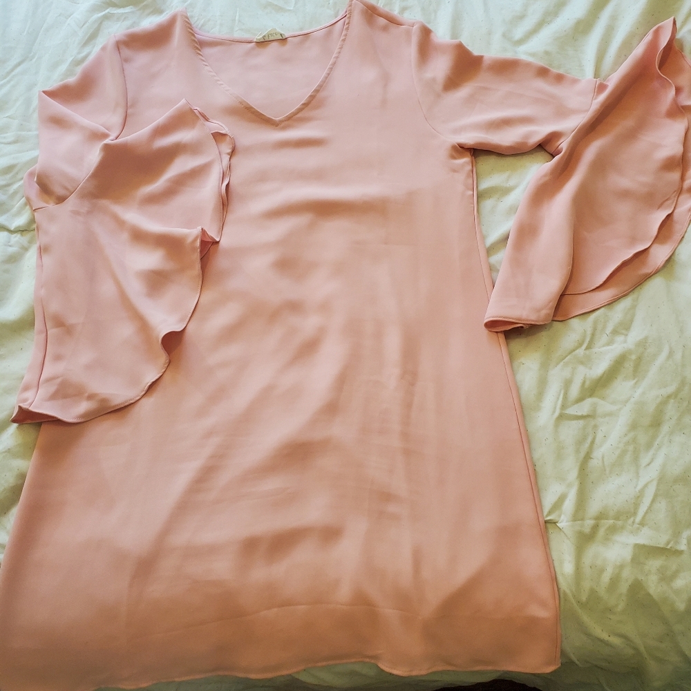 Plus size Pink Dress w/ Sleeve Ruffles